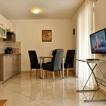 Apartment Jasmina *