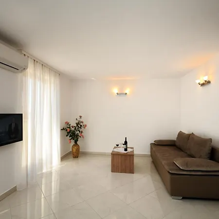 Apartment Jasmina *
