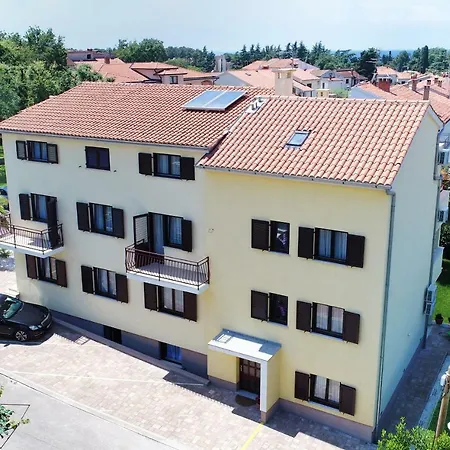 Jasmina Apartment Porec